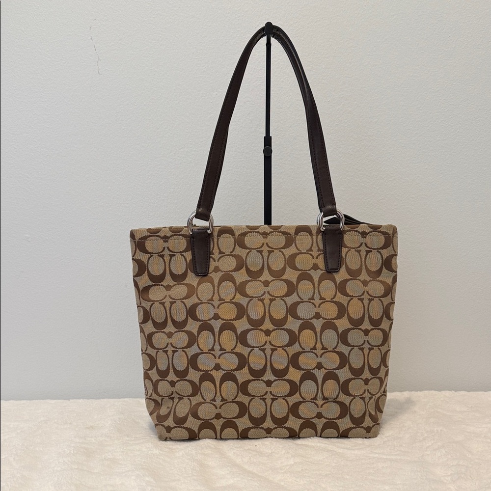 Coach Signature C Coated Cotton Patent Leather Tan and Brown Signature Tote - Picture 3 of 6